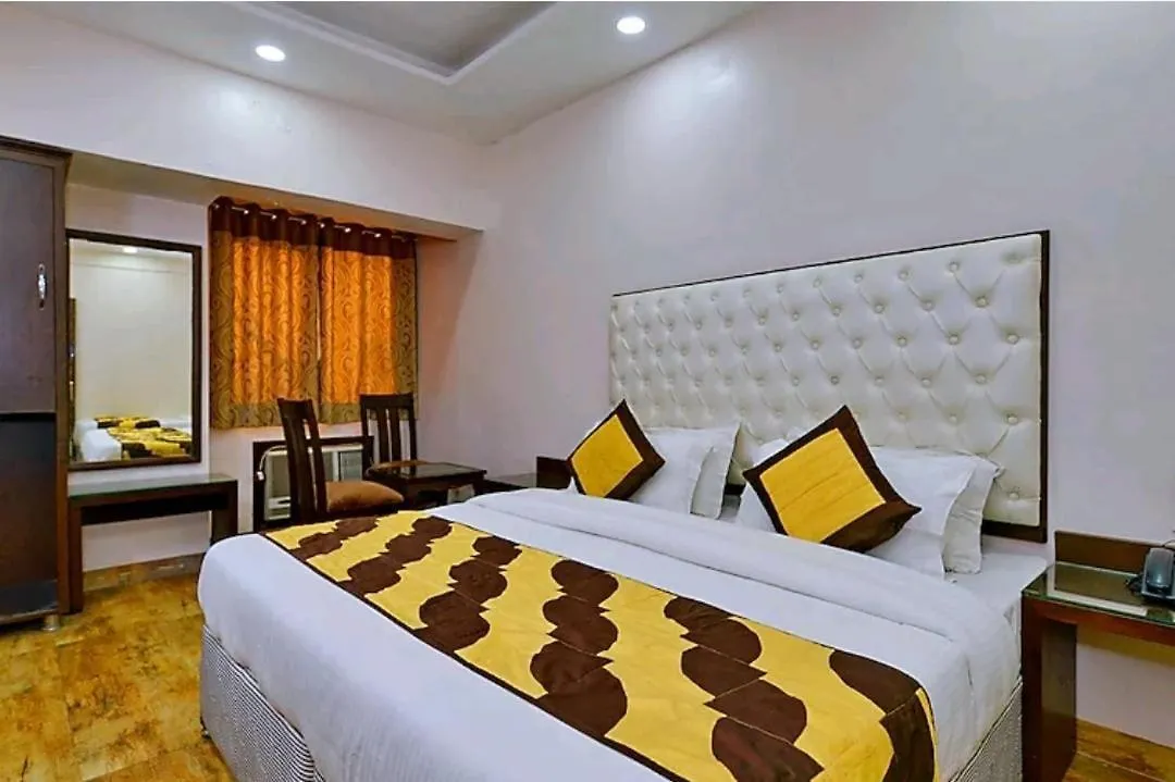 Hotel Kabeer International 'Walking Distance Ndls Delhi